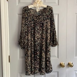 Feminine, Flowing paper Crown Boho Dress 5